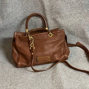 Marc Jacobs camel leather shoulder bag!